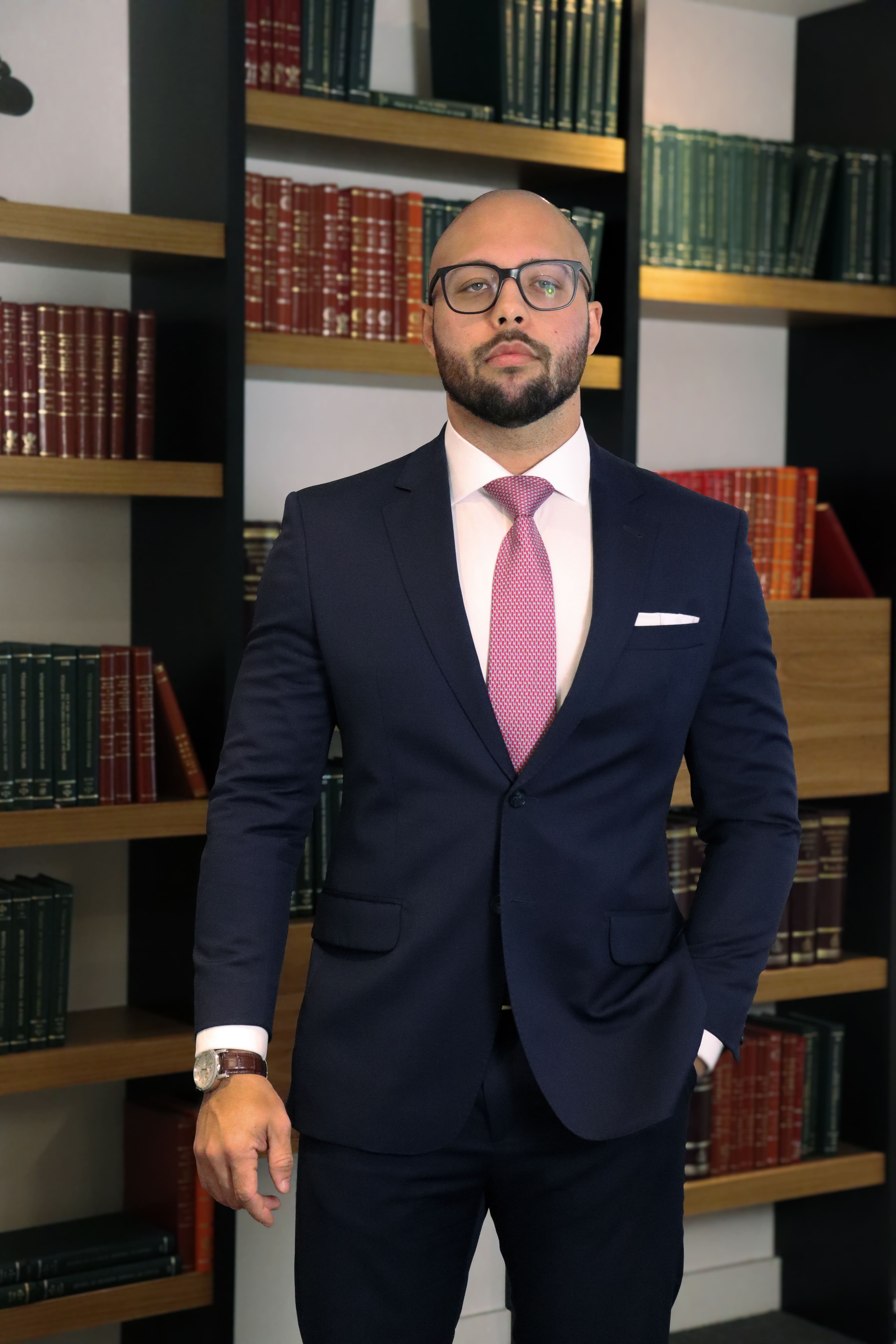 Dr. Leonardo Tajaribe Jr.